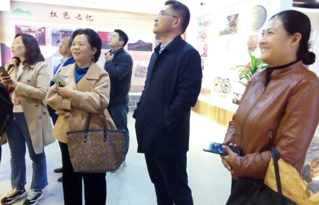 “70后童年的春節(jié),年味醇厚濃郁” “70后童年的春節(jié),年味醇厚濃郁”